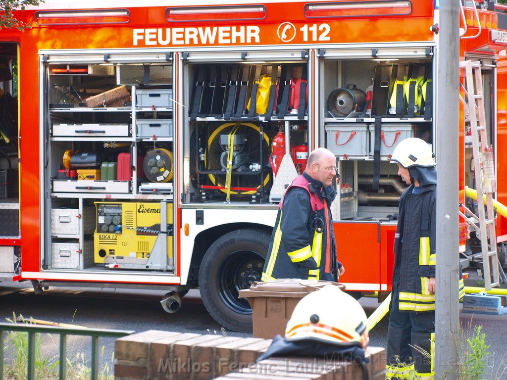 Feuer Dachgeschoss Koeln Lindenthal Kitschburgerstr P048.JPG